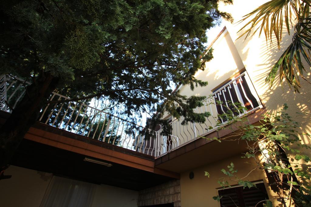 Apartment Studio Olga Novi Vinodolski Exterior foto